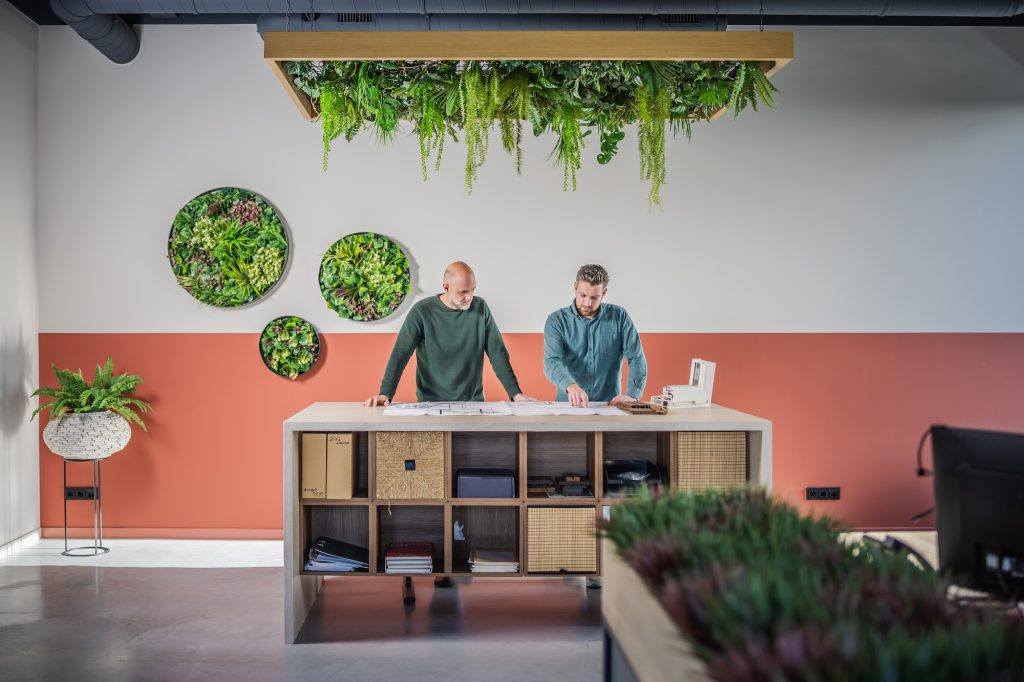 Werken bij Bedrijfshallen.nl