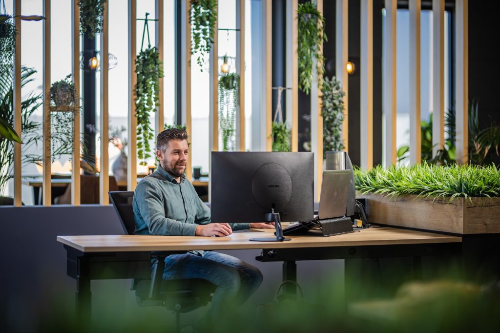 Werken bij Bedrijfshallen.nl