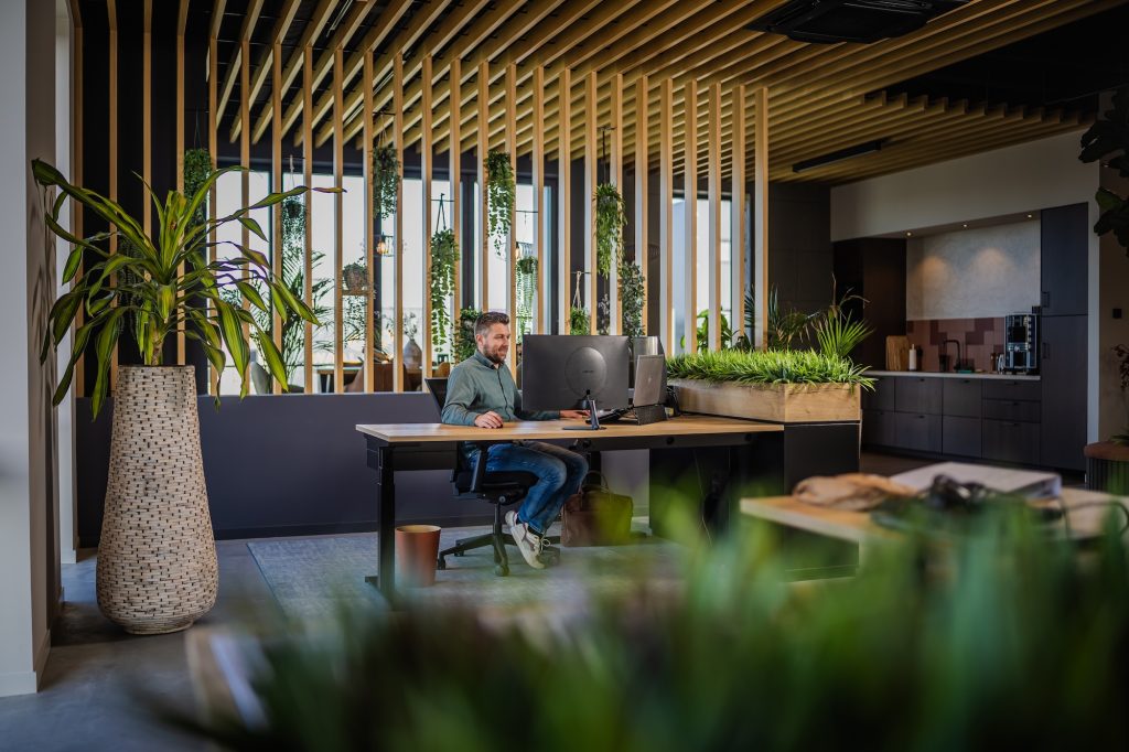 Werken bij Bedrijfshallen.nl